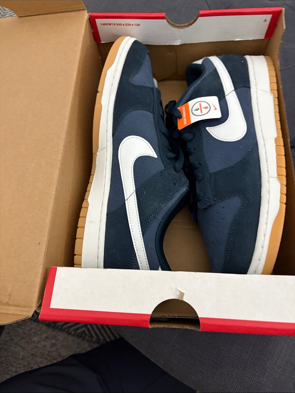 Nike Dunk Retro Low Se Size 13 Men’s Navy & White Low-Top Sneakers with Gum Sole